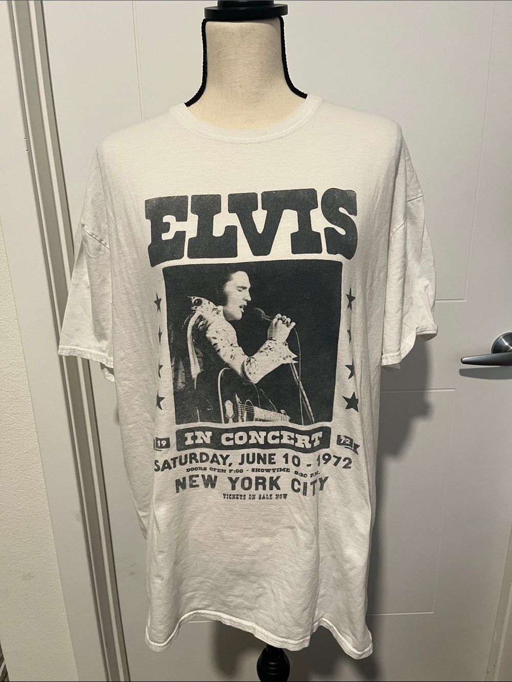 Elvis Presley In Concert Saturday June 1972 NYC White Graphic T-Shirt Music